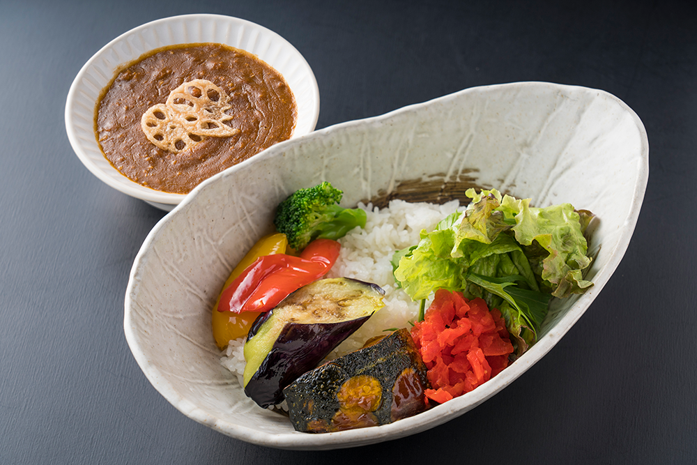 地鶏の野菜たっぷりカレー_1000.png