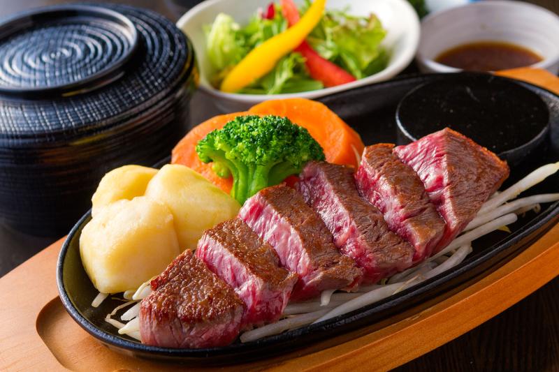 佐賀牛ステーキ-.jpgのサムネイル画像