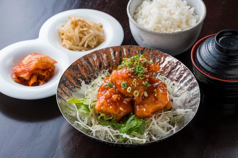 202510ヤンニョムチキン御膳.jpg
