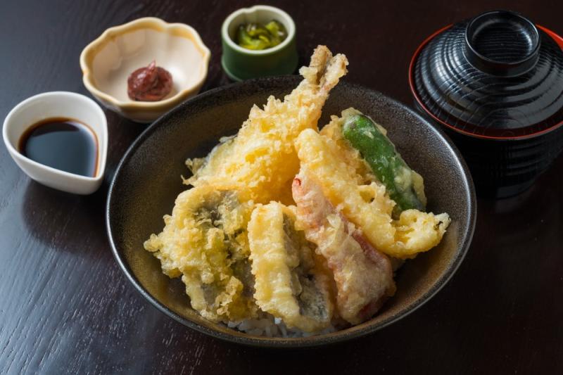 鱧と夏野菜の天丼_2026.jpg